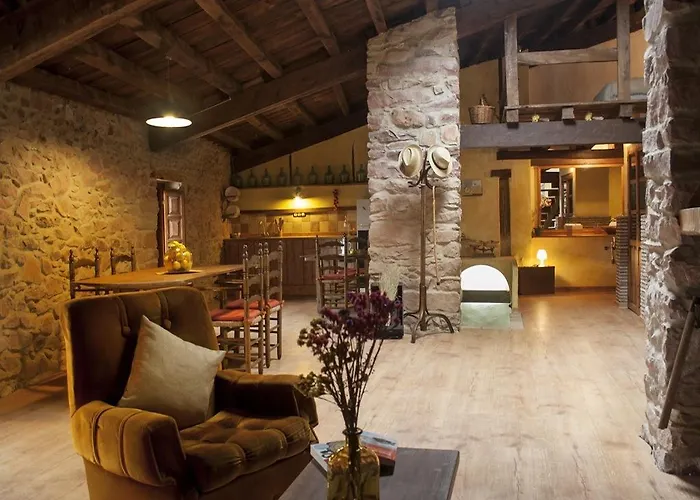 Casa Pastor 3*